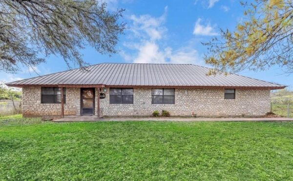 200 County Road 320 St, Bertram