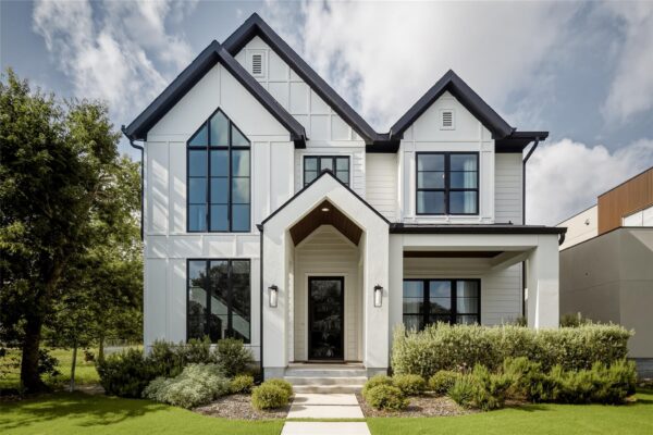 705 W 10th St, Georgetown