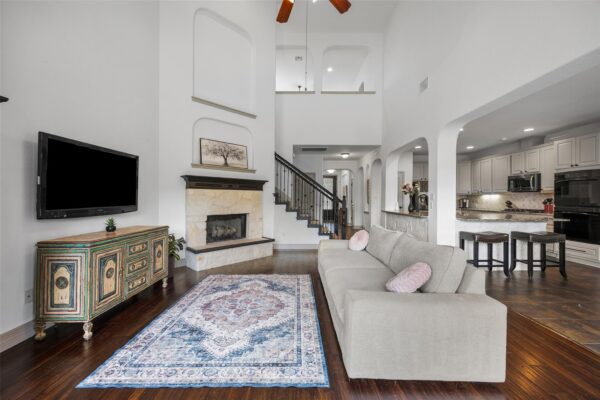 8000 Alophia Dr, Austin