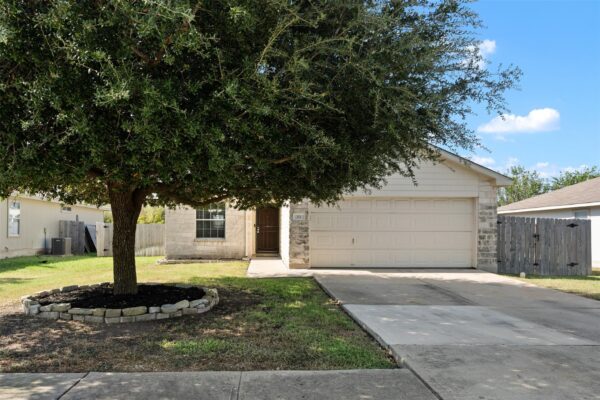311 Phillips St, Hutto