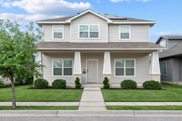 201 Eagle Lake Dr, Hutto