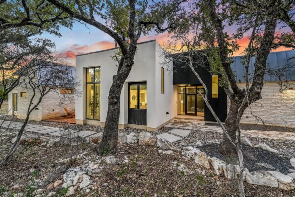 321 Tulley Ct, Wimberley