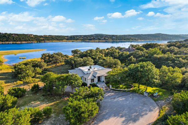 20505 Genessee Cv, Lago Vista