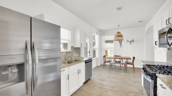 2208 Arborside Dr, Austin