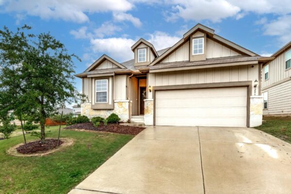 206 Beechnut Dr, Buda