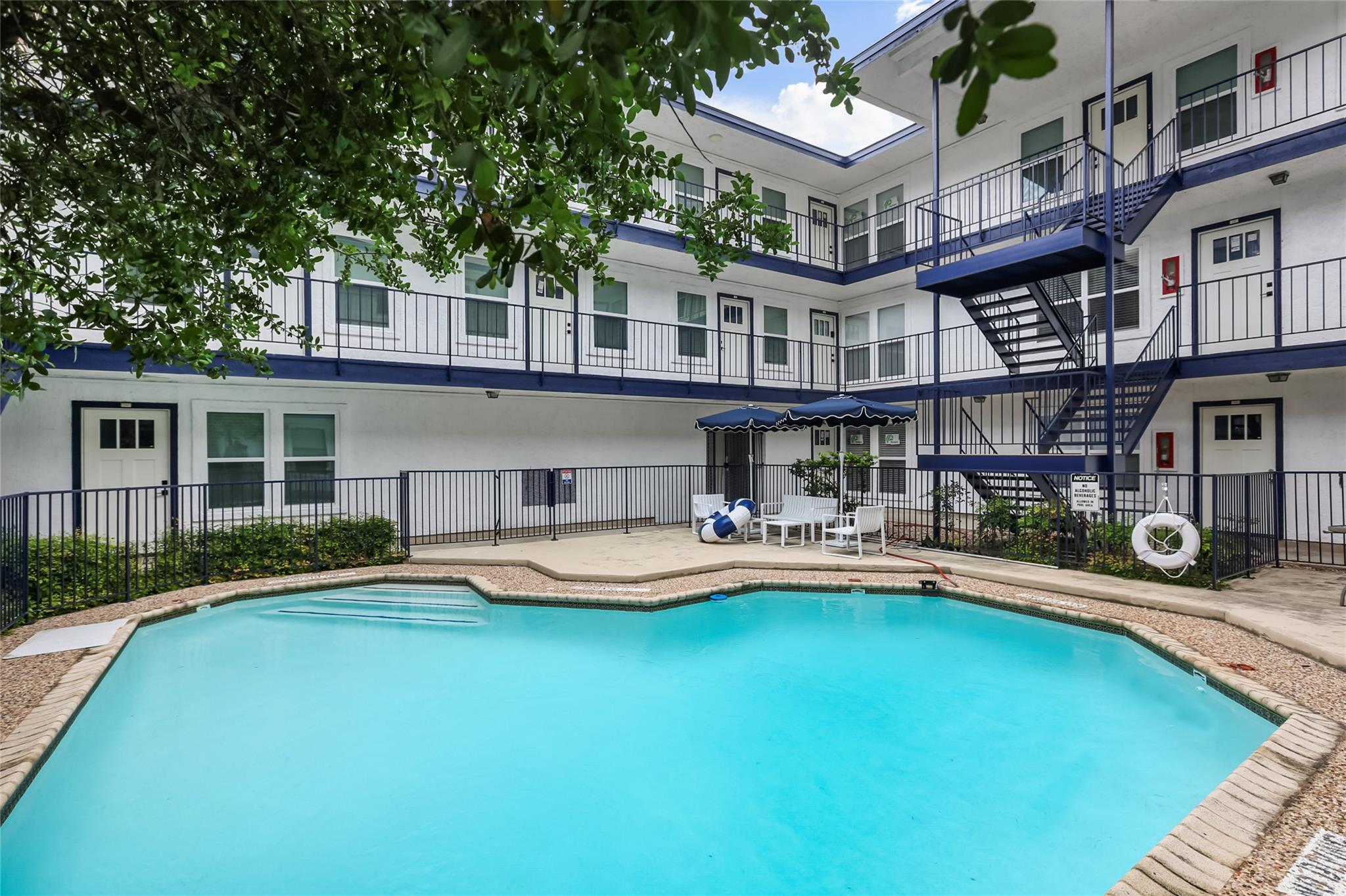 923 E 41st St #105, Austin, TX 78751