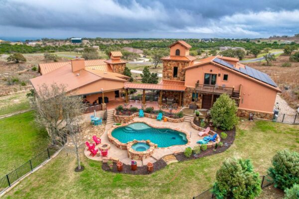 281 Cedar Mountain Dr, Marble Falls