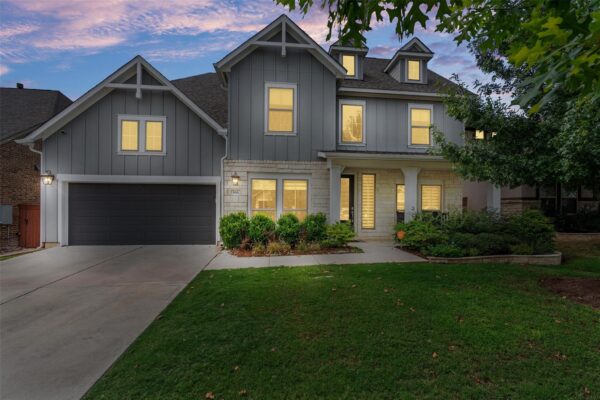 816 Heartleaf Dr, Leander
