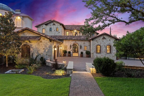 16714 Forest Way, Austin