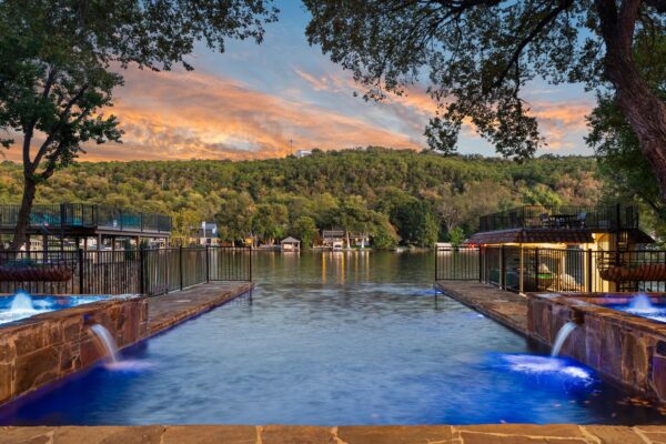 3111 Ski Shores Ter, Austin