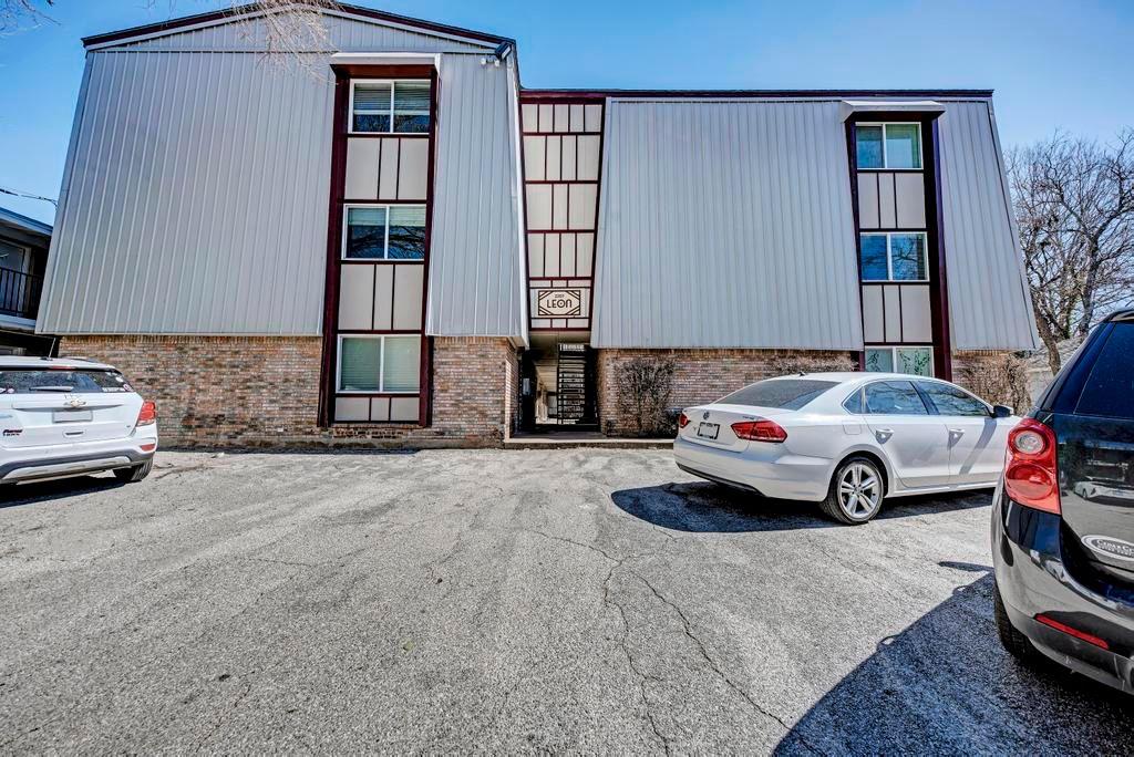 2207 Leon St #104, Austin, TX 78705