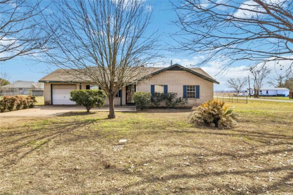 405 Lynch St, Smithville