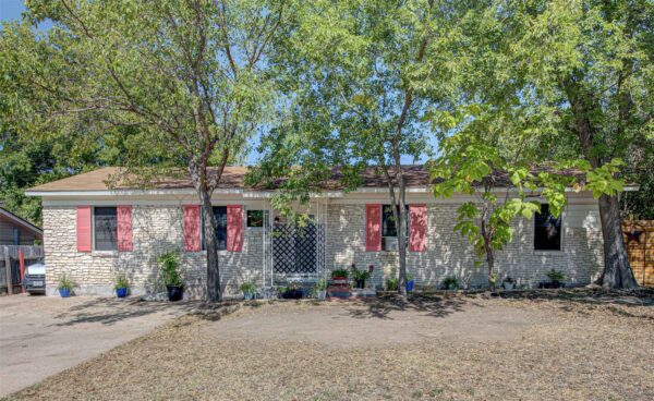 110 W Saint Johns Ave, Austin