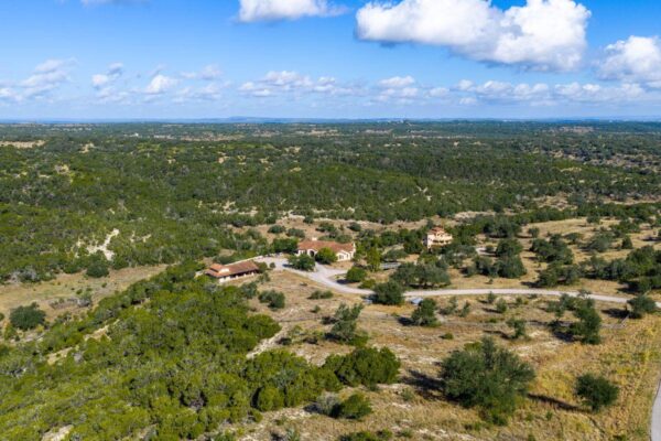 19201 Moreh Peak Pass, Austin
