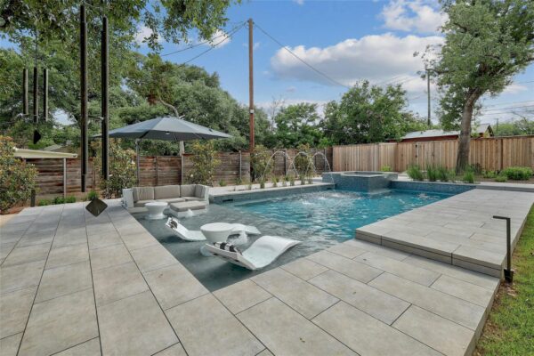 4703 Highland Ter, Austin