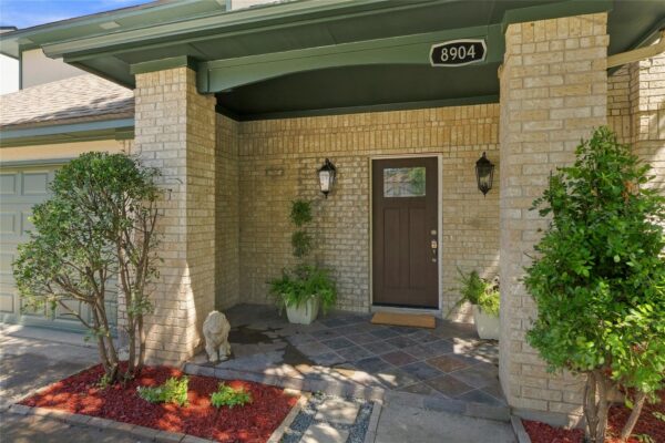8904 Bridgewood Trl, Austin