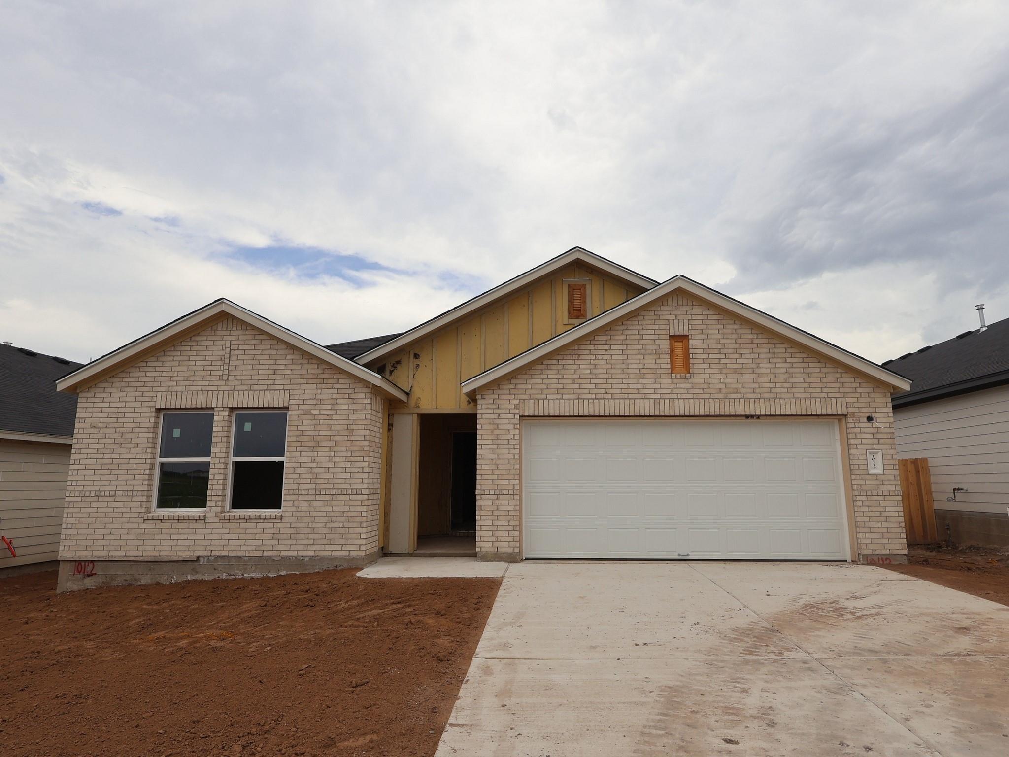 10112 Majestic Hawk Way, Buda, TX 78610