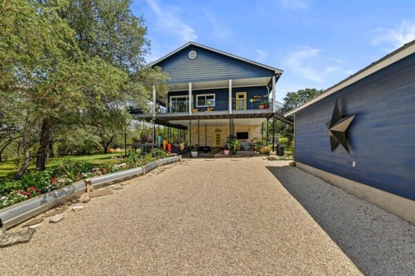 15813 Debba Dr, Austin