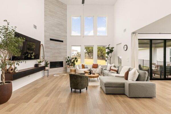2132 Cavara Cv, Leander