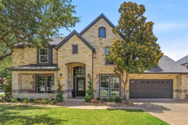 2700 Lothian Dr, Cedar Park