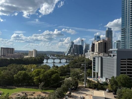 70 Rainey St #2907, Austin