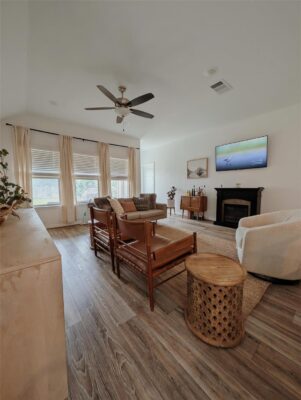 306 Buffalo View Ln, Georgetown