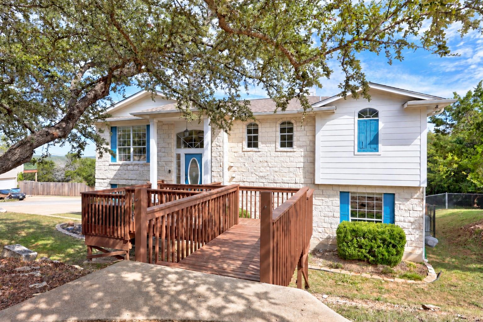 21338 Mount View Dr, Lago Vista, TX 78645