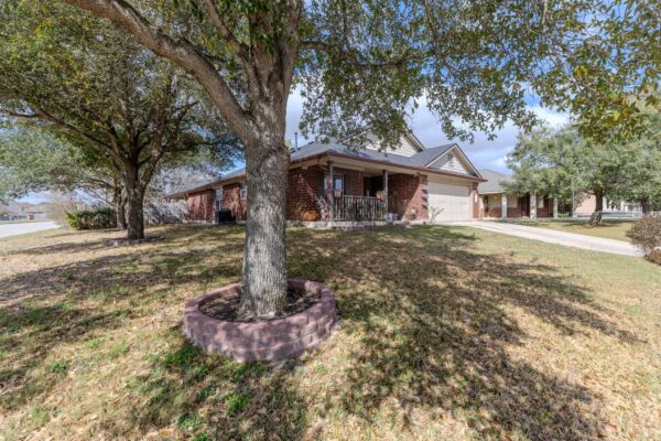 12800 Starbrimson Trl, Elgin