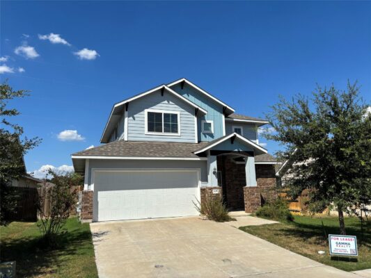 106 Crooked Trail Trl, Bastrop