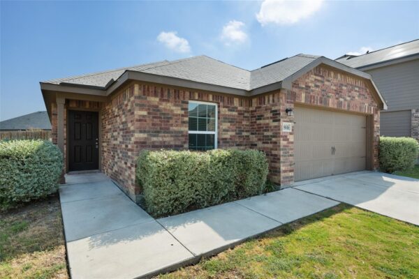 18616 Speculator Ln, Elgin