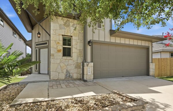 9704 Tall Tree Ln #131, Austin