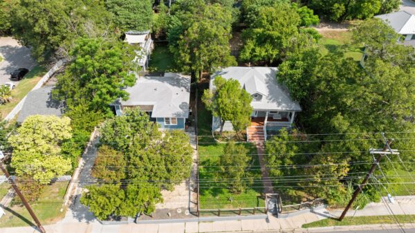 2102 E Martin Luther King Jr Blvd, Austin