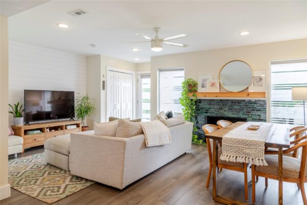 6410 Chimney Creek Cir #B, Austin