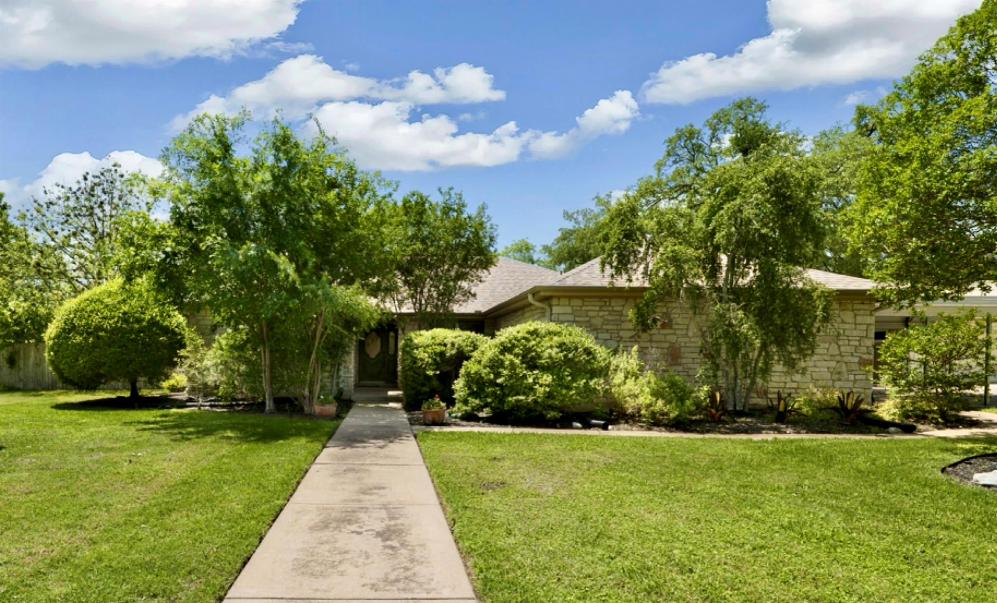 3805 Carmel Dr, Round Rock