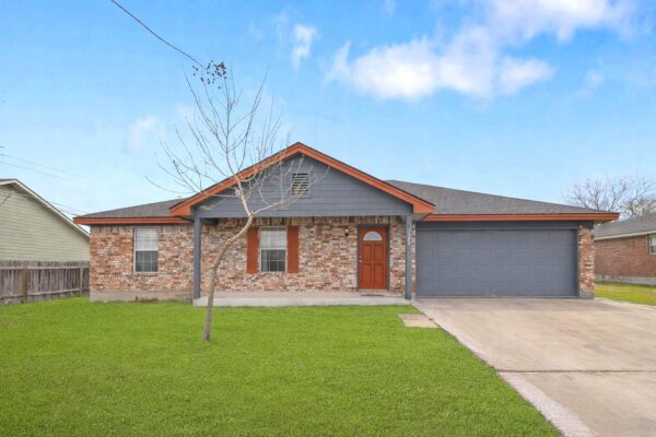 1309 Mallard Ln, Taylor