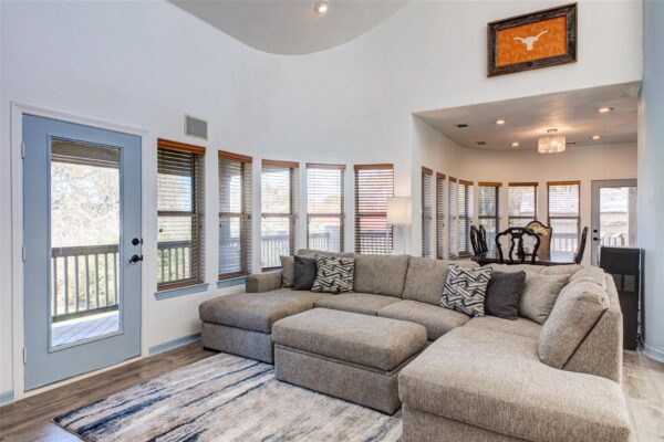 602 Jessie St, Austin