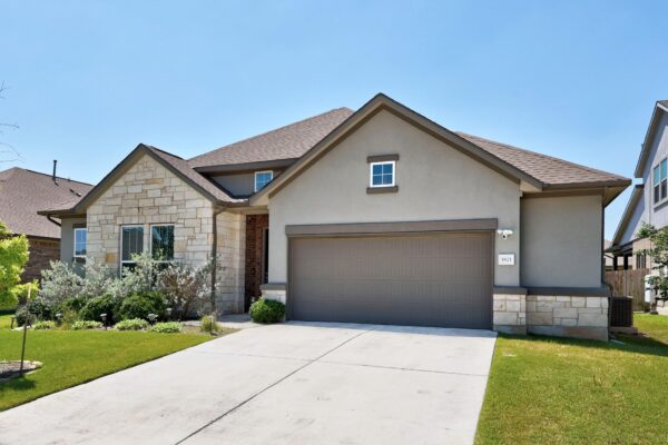 3821 Raven Caw Pass, Pflugerville