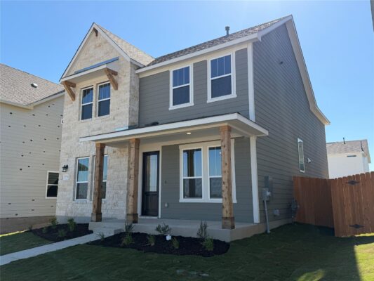 225 Leeland Dr, Liberty Hill