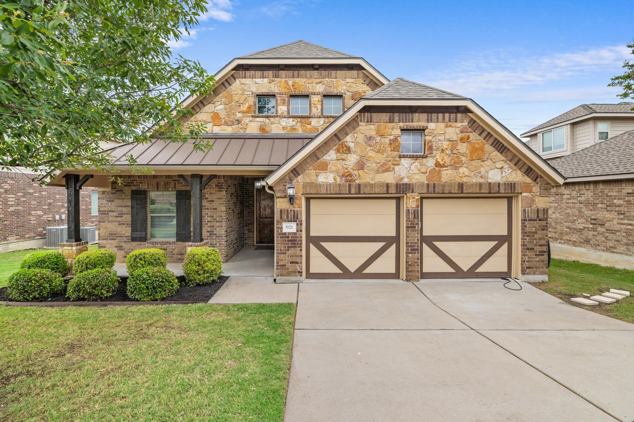 921 Tabernash Dr, Leander