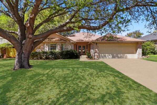166 Turkey Run, Meadowlakes