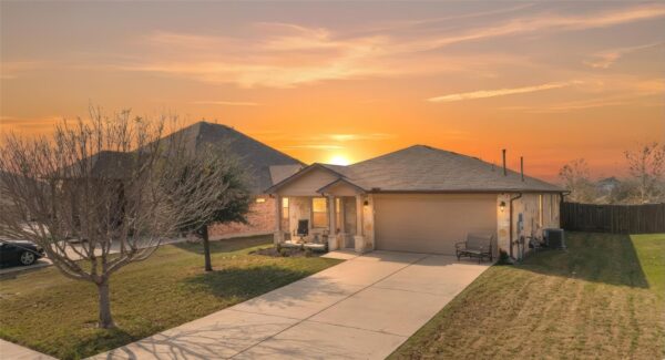 113 Screech Owl Dr, Kyle