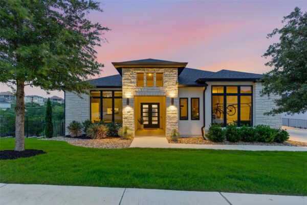 2421 Bel Paese Bnd, Leander