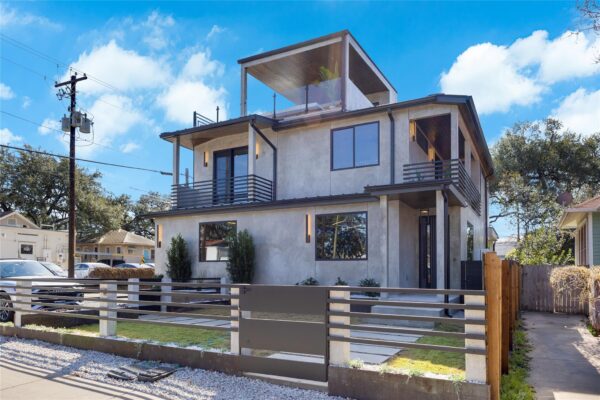107 W Johanna St #A, Austin