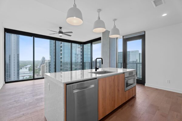 84 East Ave #3401, Austin