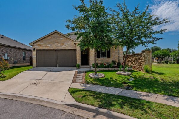 2420 Lobo Landing Cv, Georgetown
