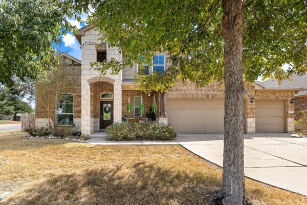 101 Lee Trevino Cv, Round Rock
