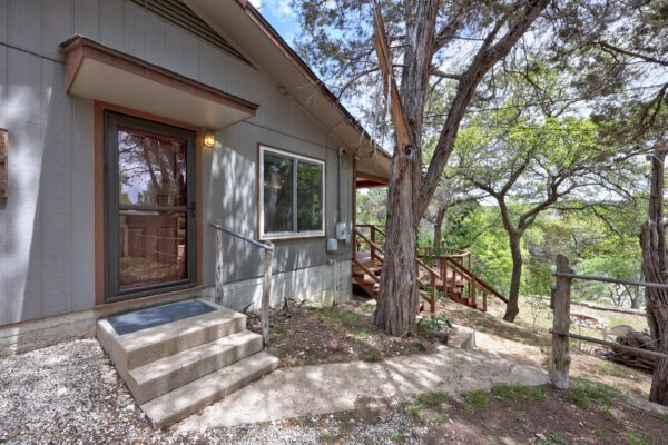 17129 E Darleen Dr, Leander