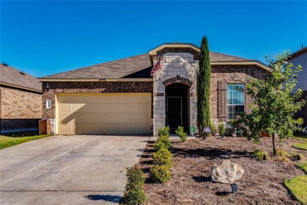 124 Thrasher Cv, Leander