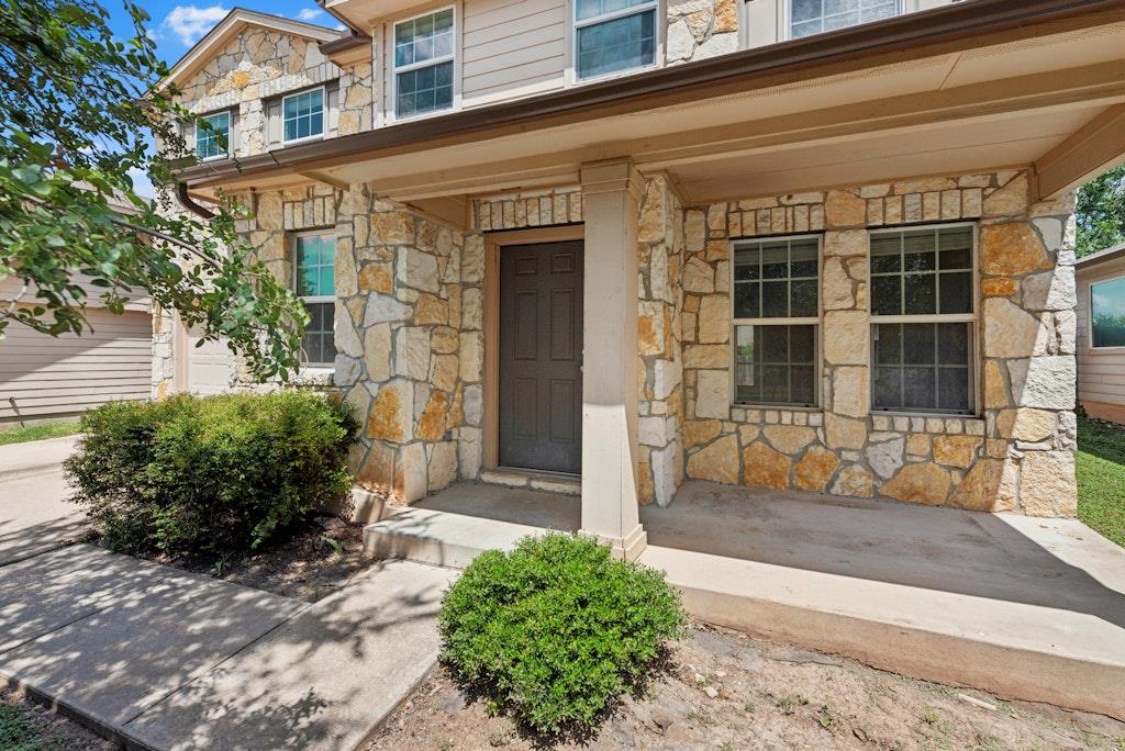 458 Nottingham Loop, Kyle, TX 78640