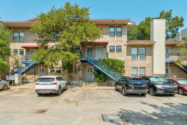 1404 Norwalk Ln #206, Austin